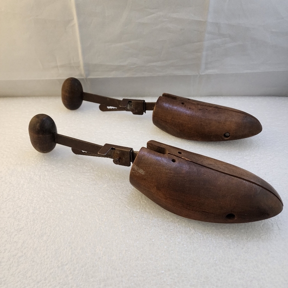 Vintage Adjustable Wooden Shoe Tree Stretchers Sz 10.5 - 12.5 - Picture 3 of 15
